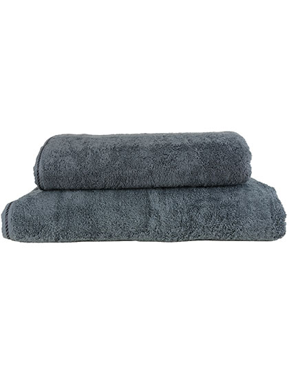 AR037 Beach Towel